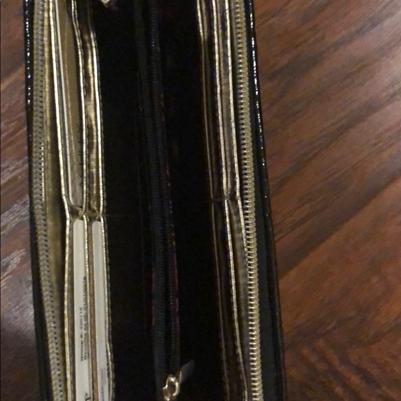 Wallet - Picture 2 of 3